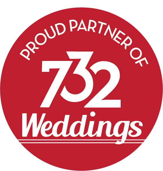 732-Weddings-badge-RED